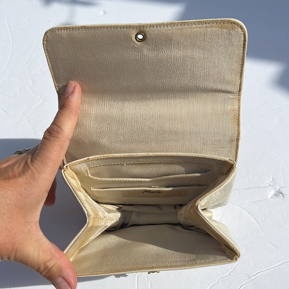 Vintage Small Handbag by Morle. With crystal butterfly clasp.🦋 - Picture 11 of 17